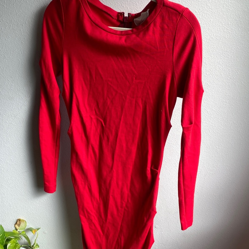 Nicole Miller Elegant Red Long Sleeve Dress